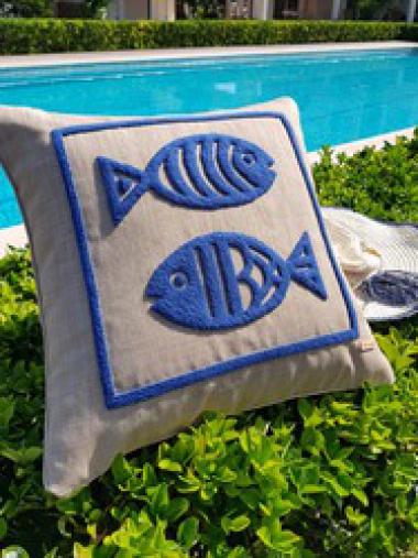 Balık Desen El Nakışlı Kırlent Kılıfı