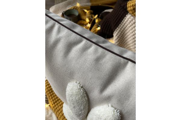 Ekru Tavşan Kırlent Kılıfı