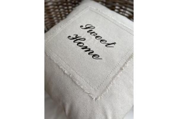 Home Kırlent Kılıfı