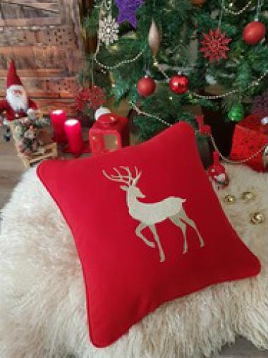 Kaşe Kumaş Dore Geyik Kırlent Kılıfı