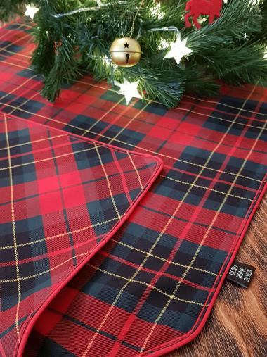 Kırmızı Kareli Yeni Yıl Runner