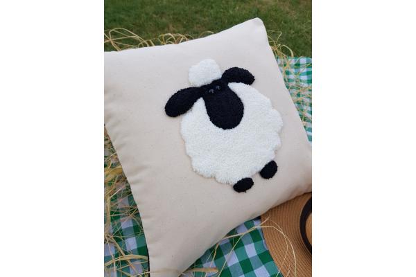 Kuzucuk Kırlent Kılıfı