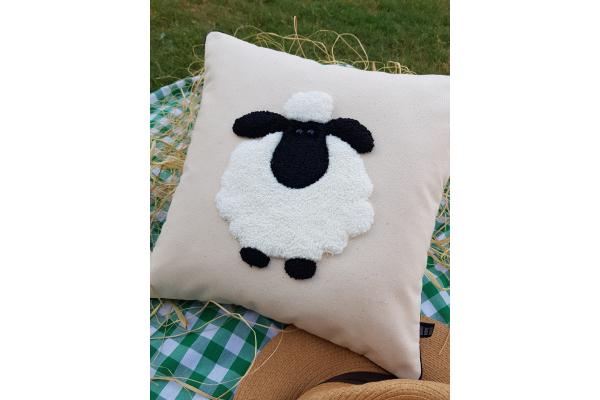 Kuzucuk Kırlent Kılıfı