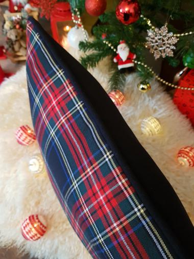 Lacivert Ekose Kırlent Kılıfı