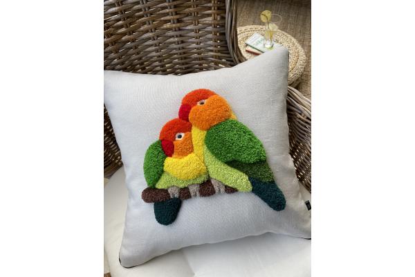 Papağanlar Kırlent Kılıfı (Sol Yön)