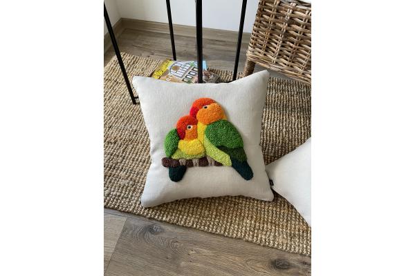 Papağanlar Kırlent Kılıfı (Sağ Yön)