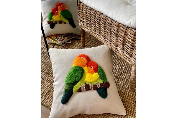 Papağanlar Kırlent Kılıfı (Sağ Yön)