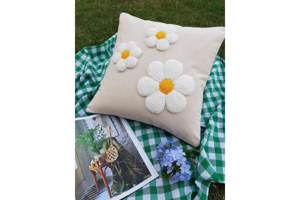 Papatya Kırlent Kılıfı