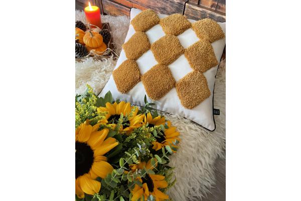 Retro Kırlent Kılıfı