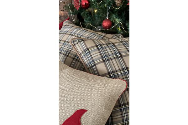 Yeni Yıl Cücesi Kırlent Kılıfı