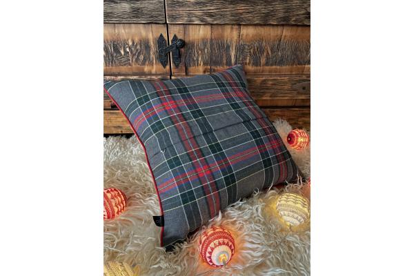 Yeni Yıl Cücesi Kırlent Kılıfı